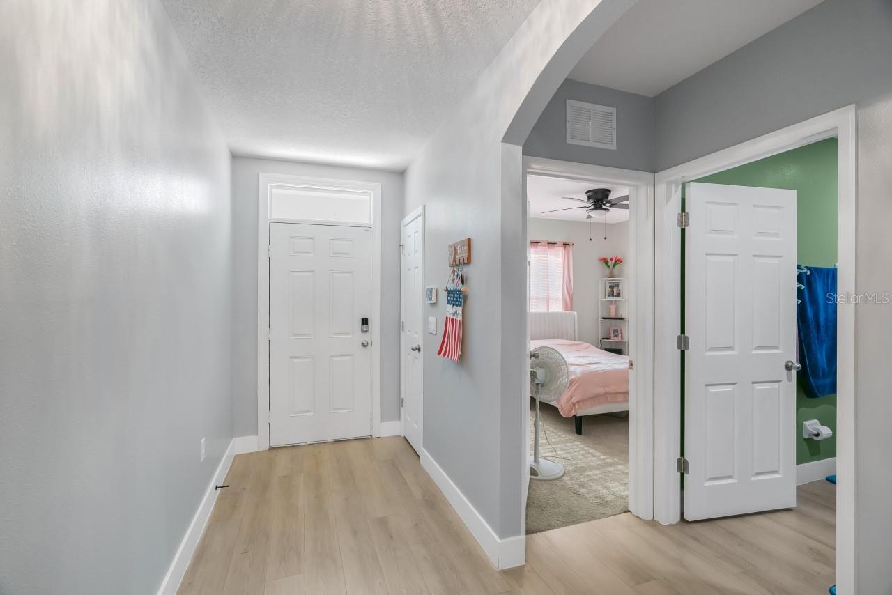 Image 10 of 40 For 602 Barber Street