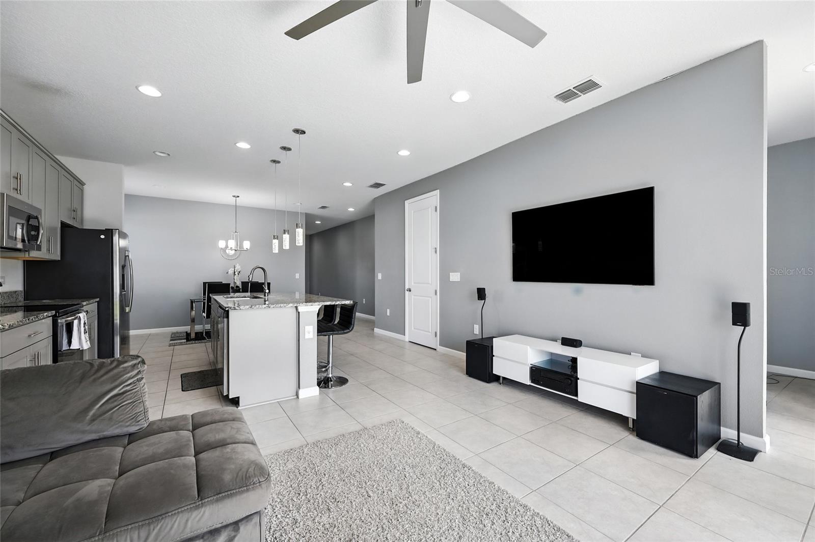 Image 8 of 40 For 5600 Westerly Breeze Place