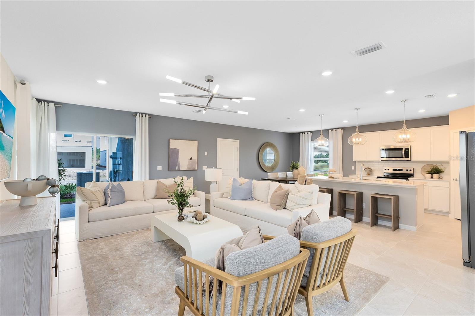 Image 12 of 23 For 6097 Copperwood Avenue