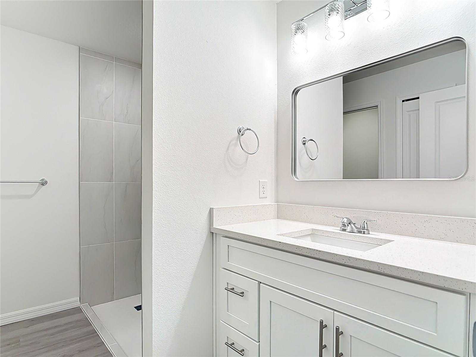 Image 22 of 54 For 5565 Lavender Avenue