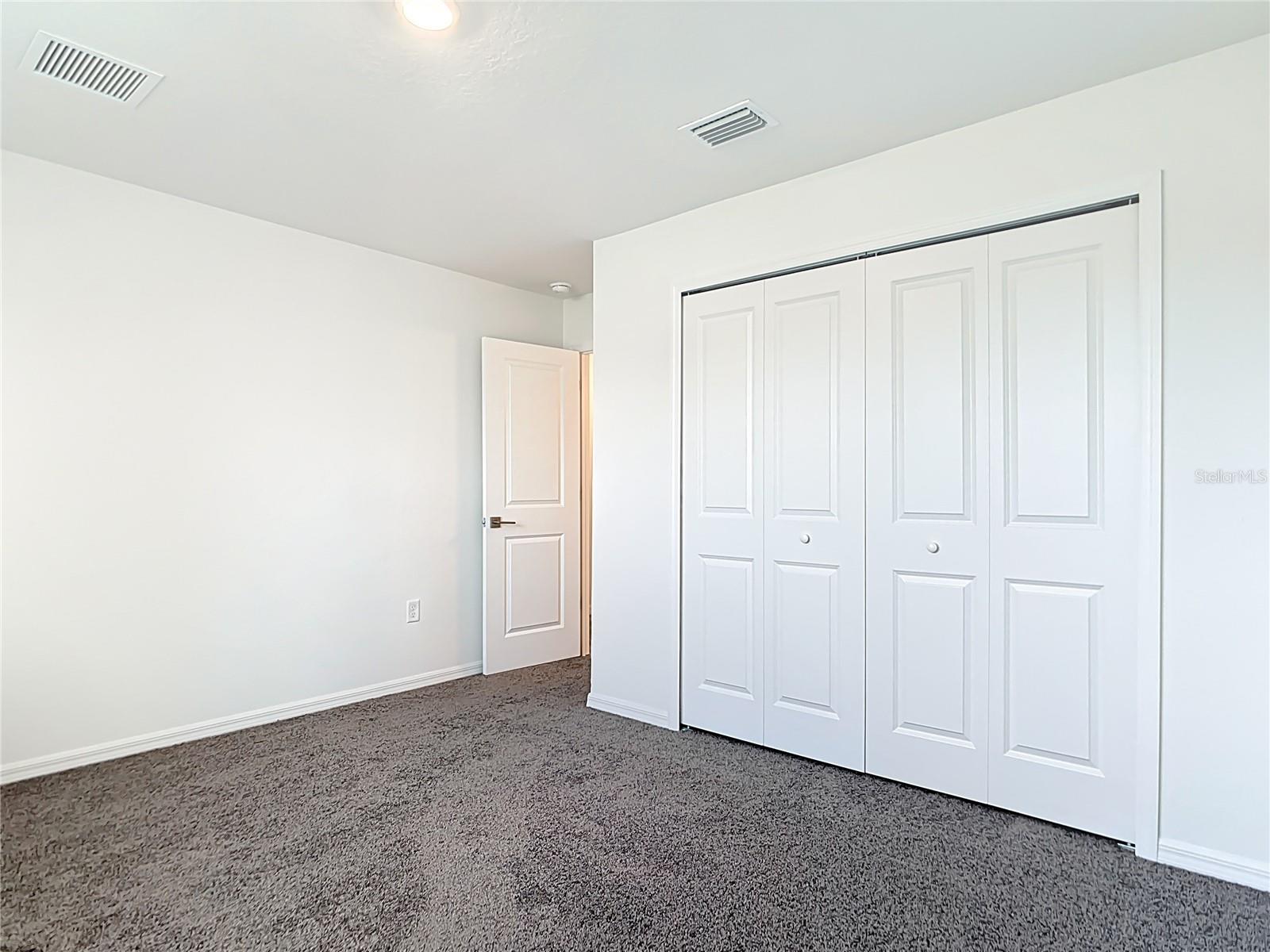 Image 29 of 54 For 5565 Lavender Avenue