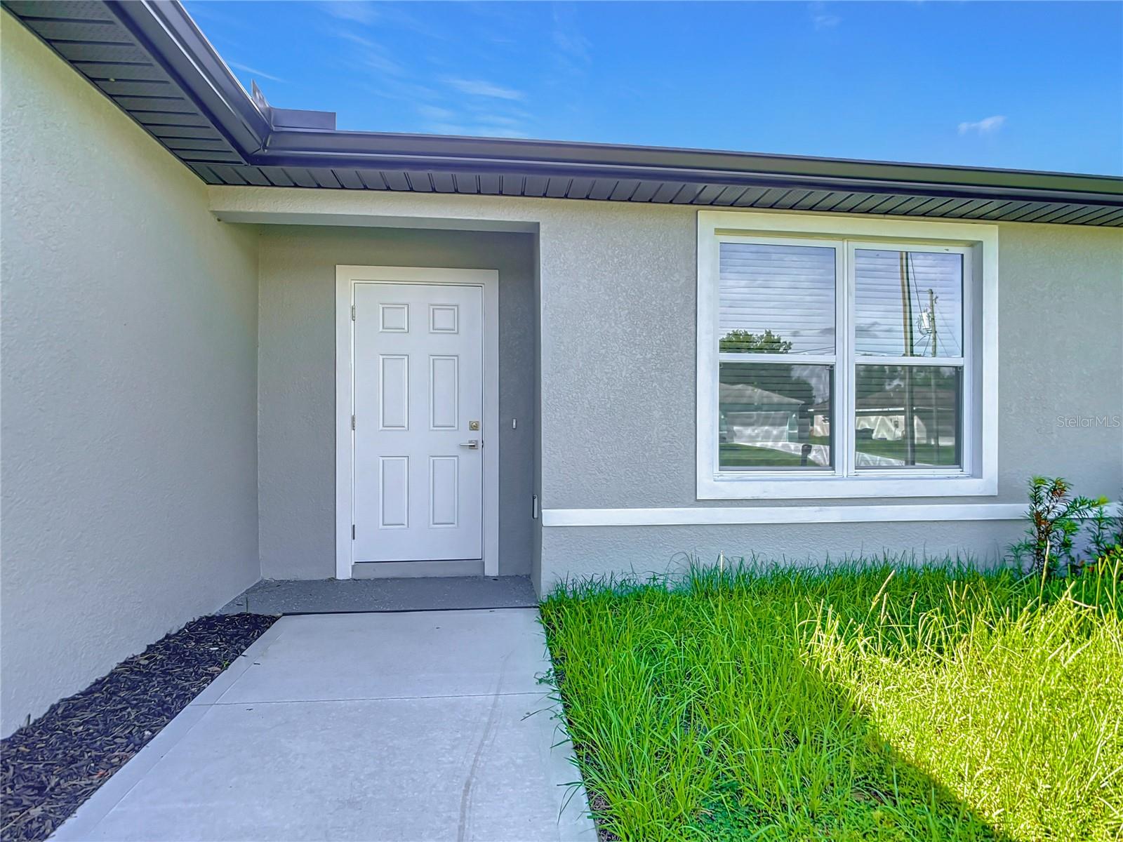 Image 4 of 54 For 5565 Lavender Avenue