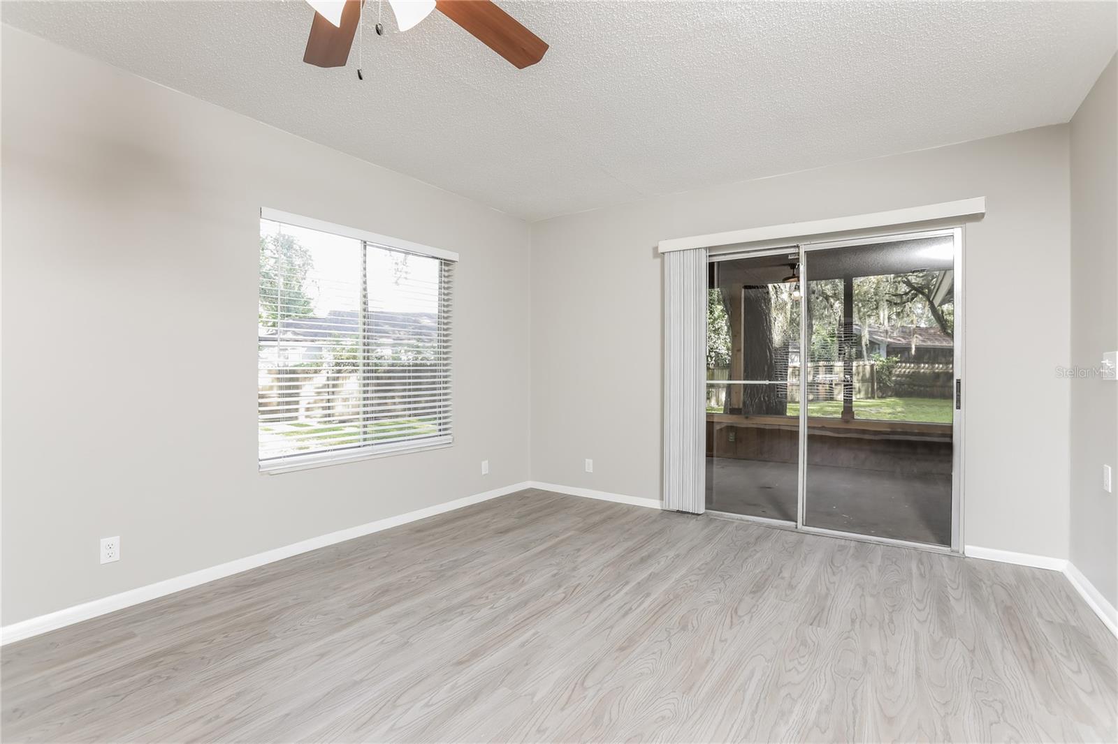 Image 5 of 16 For 105 Whispering Pines Court