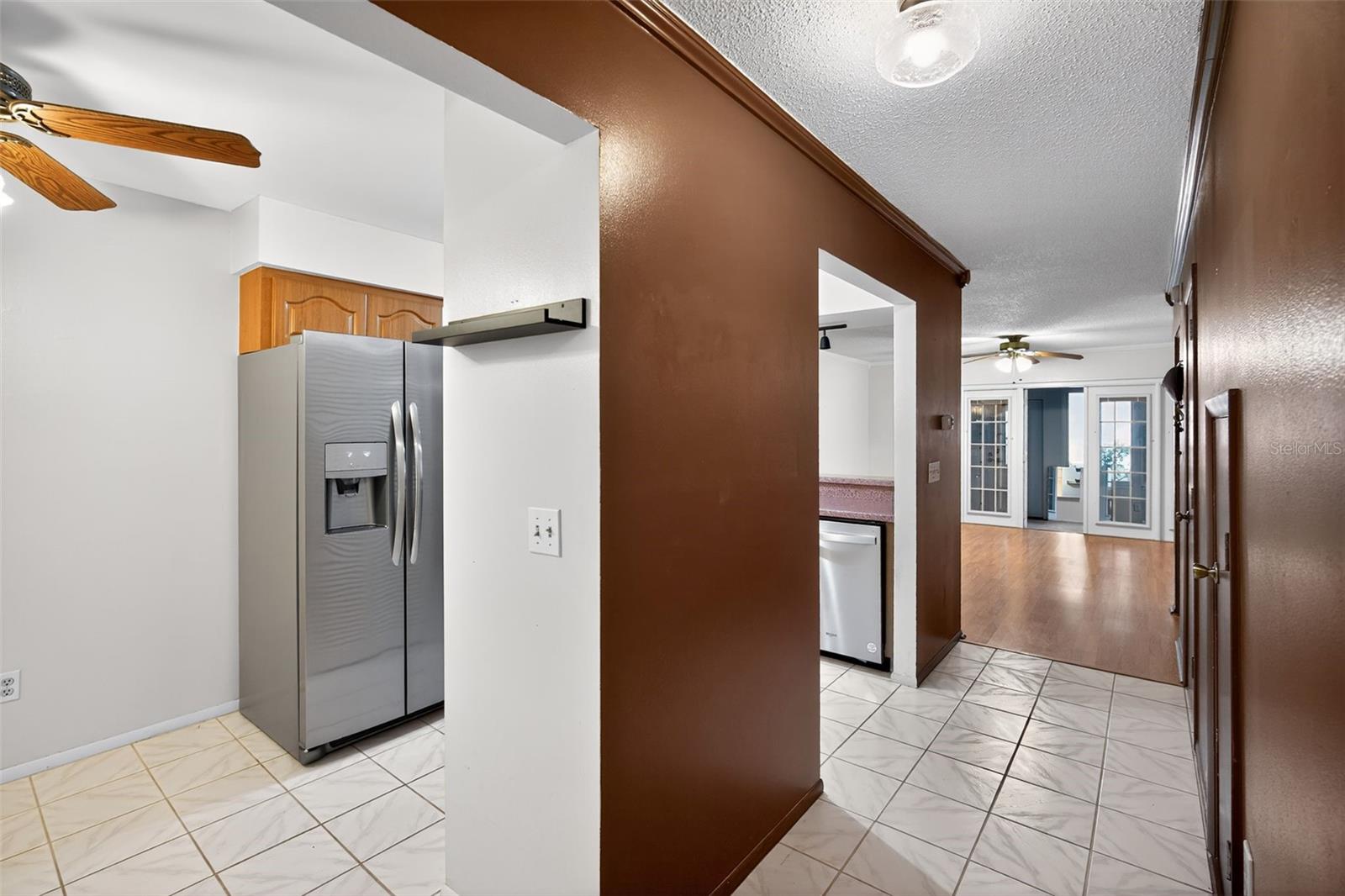 Image 11 of 29 For 8411 Laurelon Place 10-3
