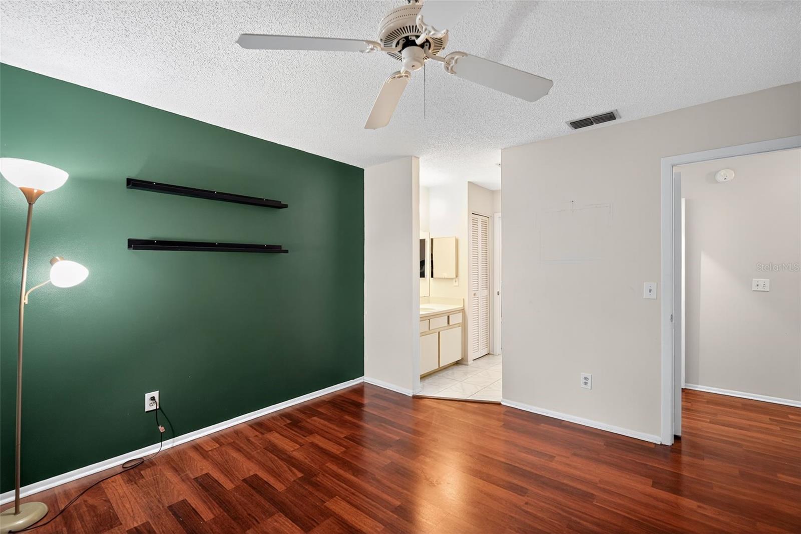 Image 14 of 29 For 8411 Laurelon Place 10-3