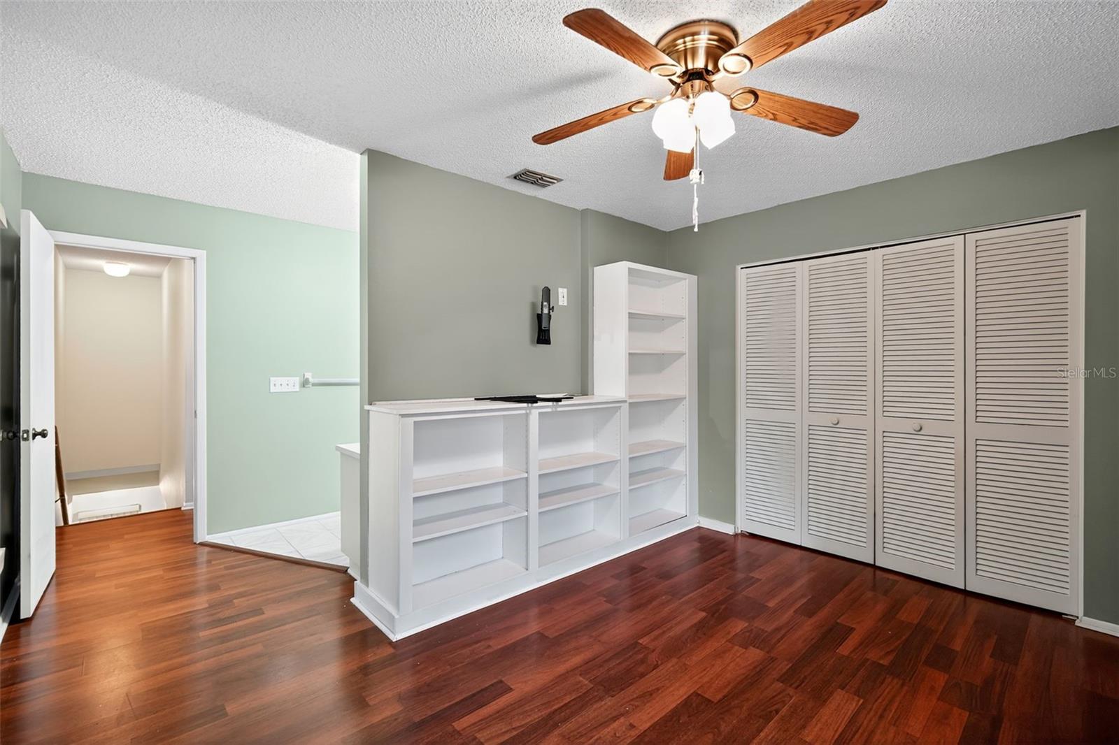 Image 18 of 29 For 8411 Laurelon Place 10-3