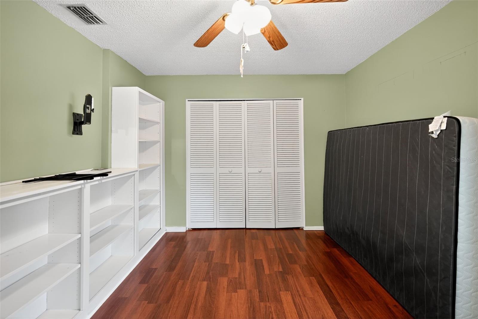 Image 20 of 29 For 8411 Laurelon Place 10-3