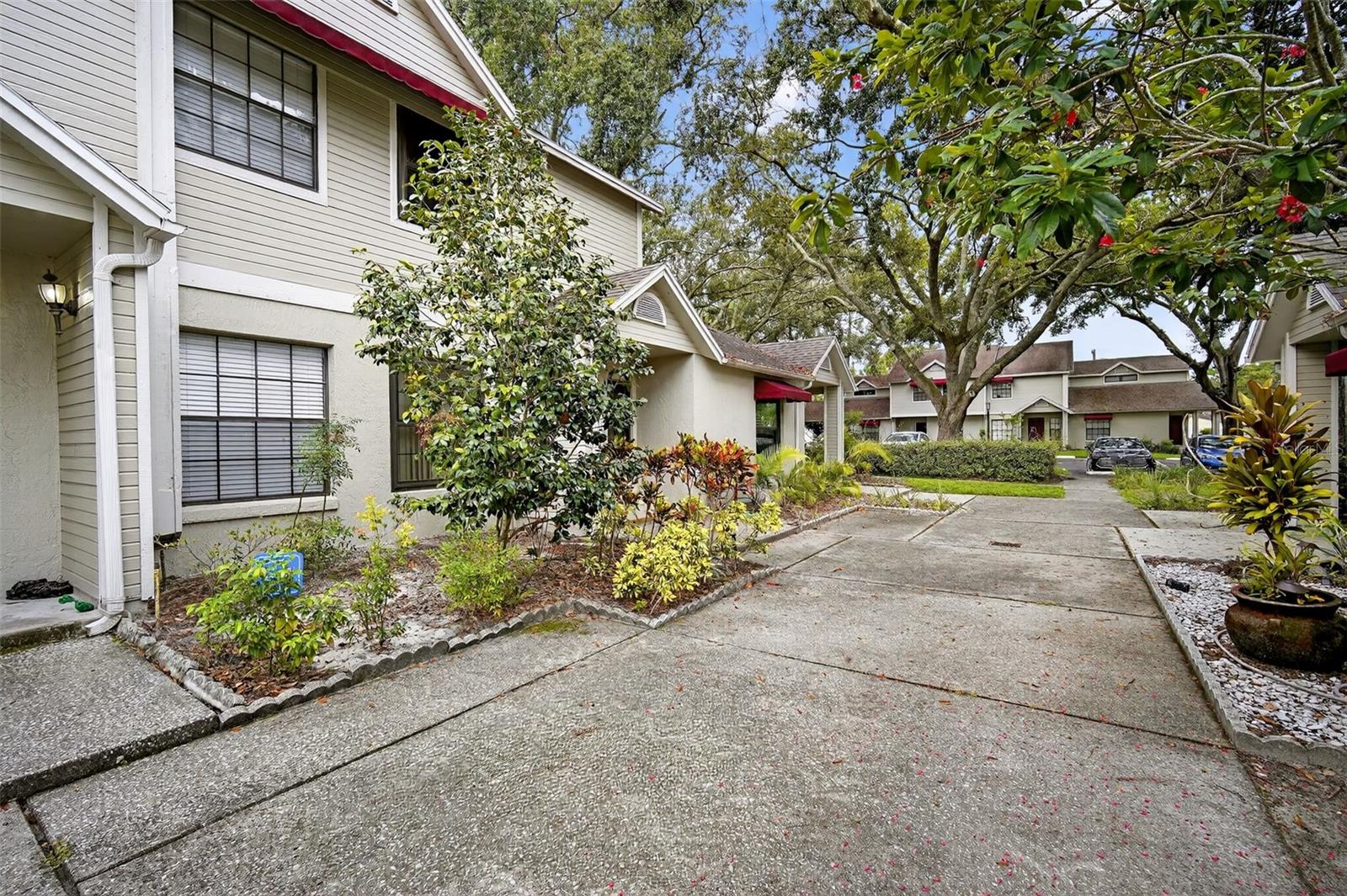 Image 3 of 29 For 8411 Laurelon Place 10-3