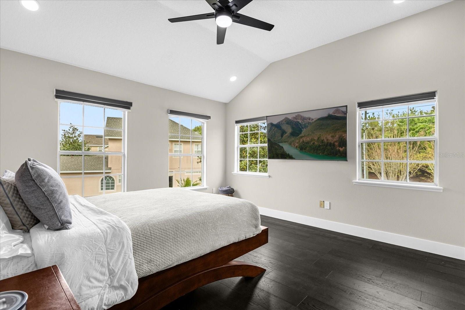 Image 32 of 49 For 14423 Hampshire Bay Circle