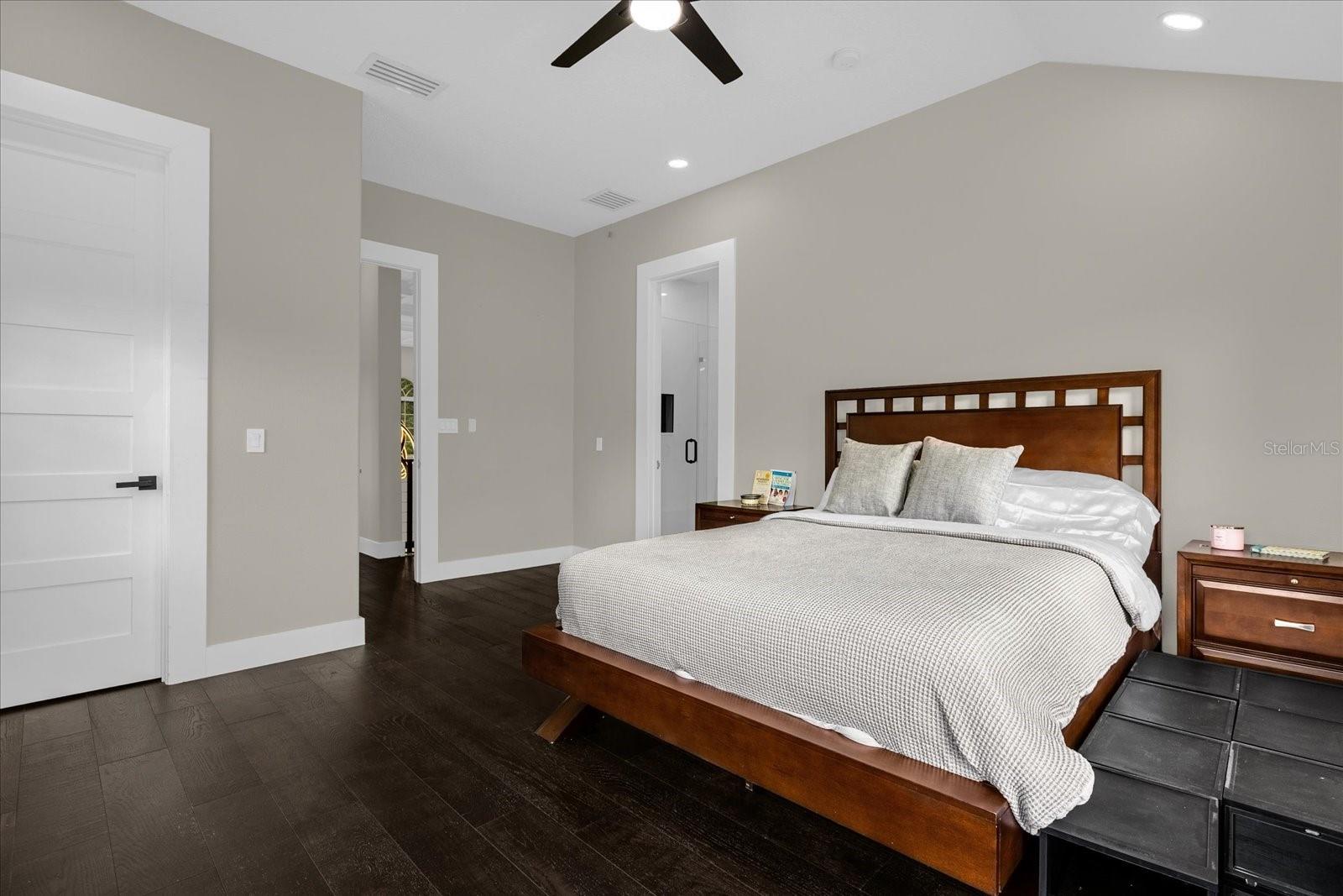 Image 33 of 49 For 14423 Hampshire Bay Circle