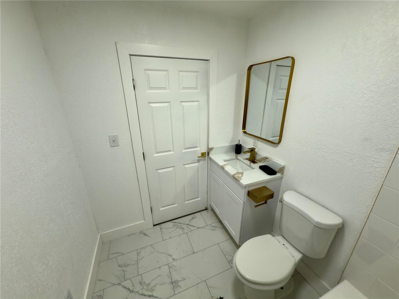 Image 30 of 52 For 1450 Bahia Avenue
