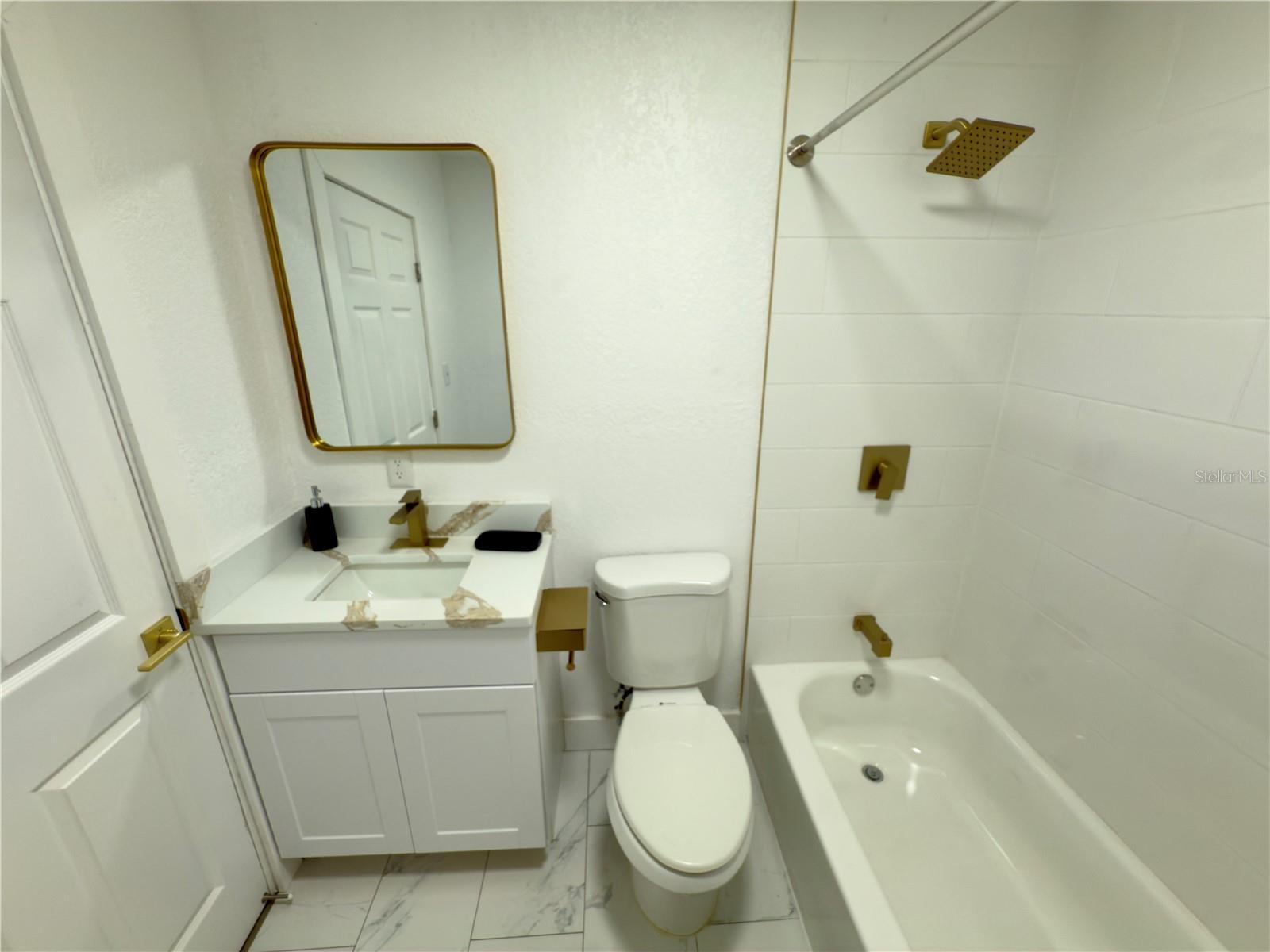 Image 31 of 52 For 1450 Bahia Avenue