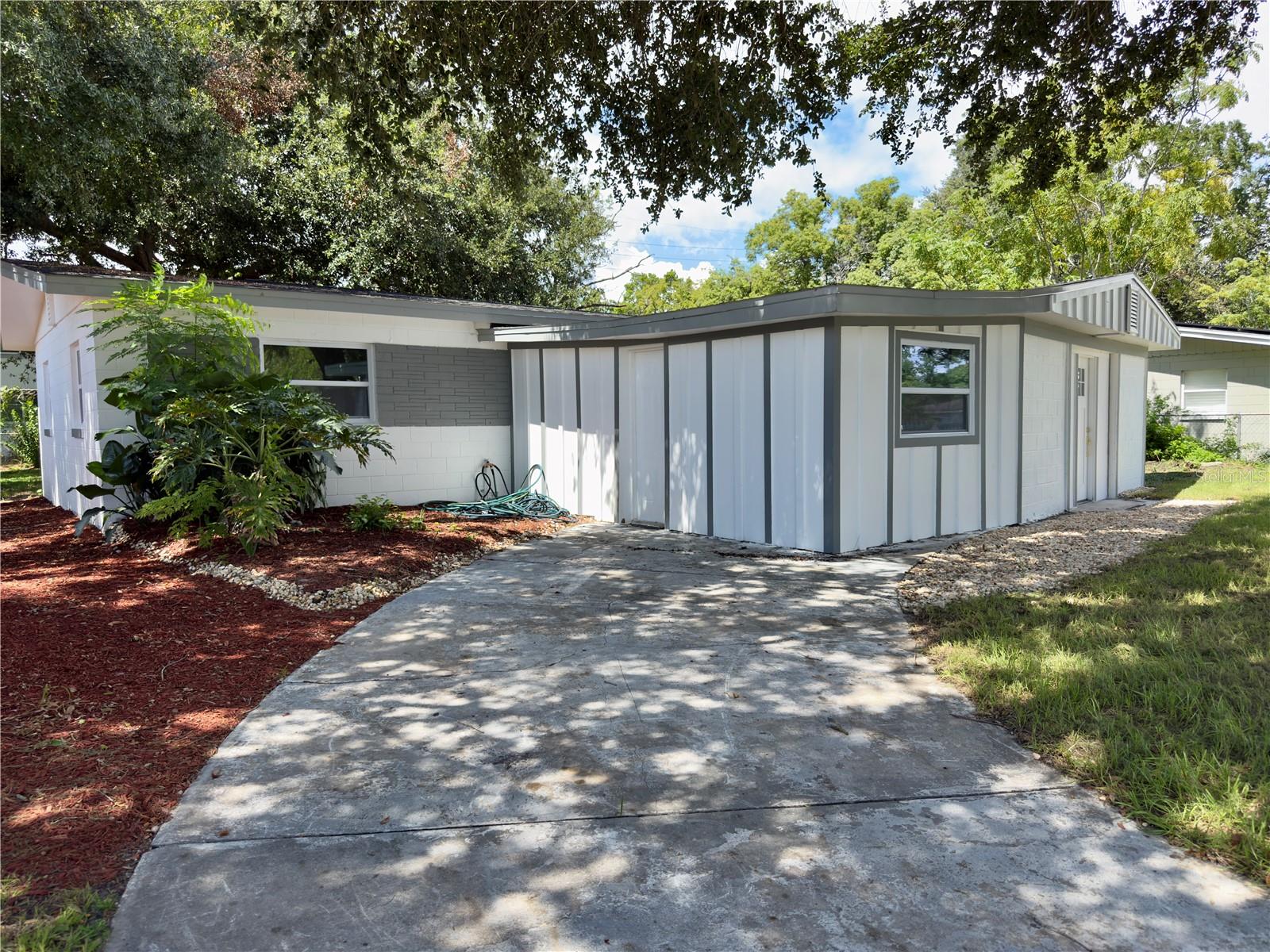 Image 5 of 52 For 1450 Bahia Avenue