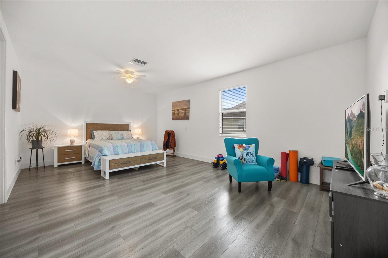 Image 15 of 40 For 6846 Helmsley Circle