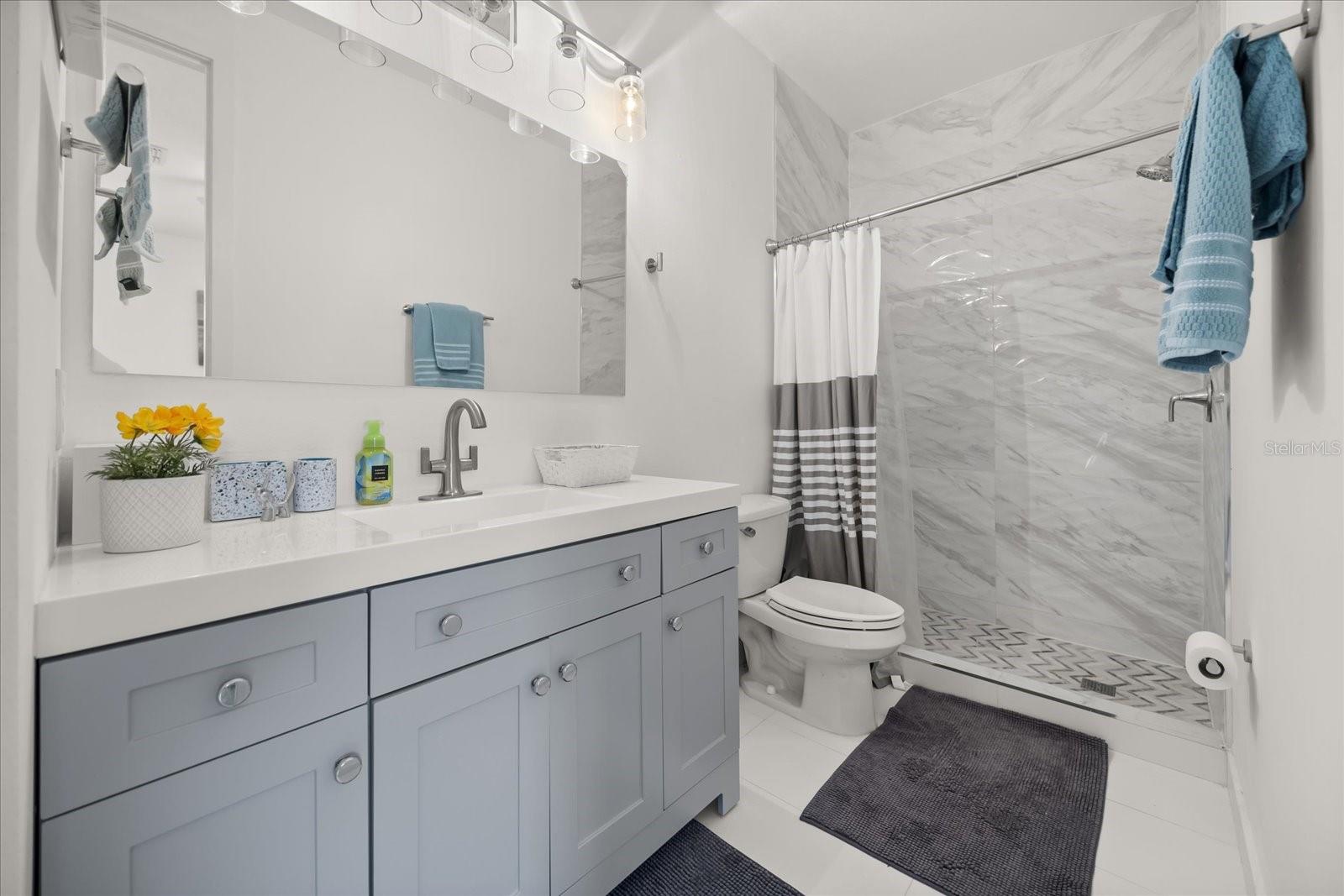 Image 18 of 40 For 6846 Helmsley Circle