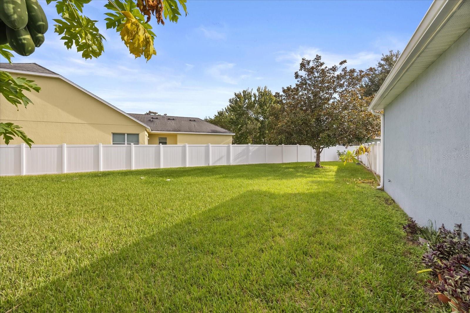 Image 3 of 40 For 6846 Helmsley Circle