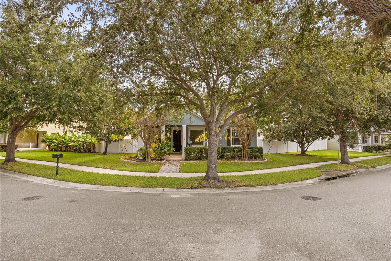 Image 38 of 40 For 6846 Helmsley Circle