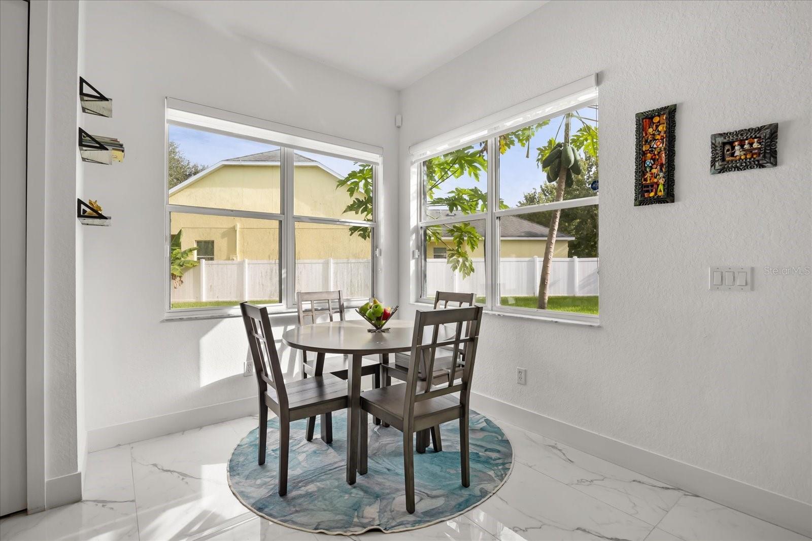 Image 9 of 40 For 6846 Helmsley Circle