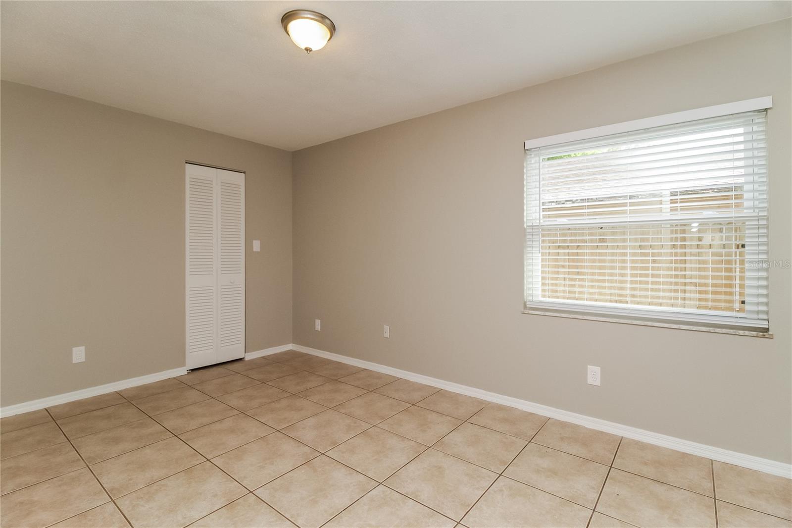 Image 10 of 16 For 1027 Spring Garden Street