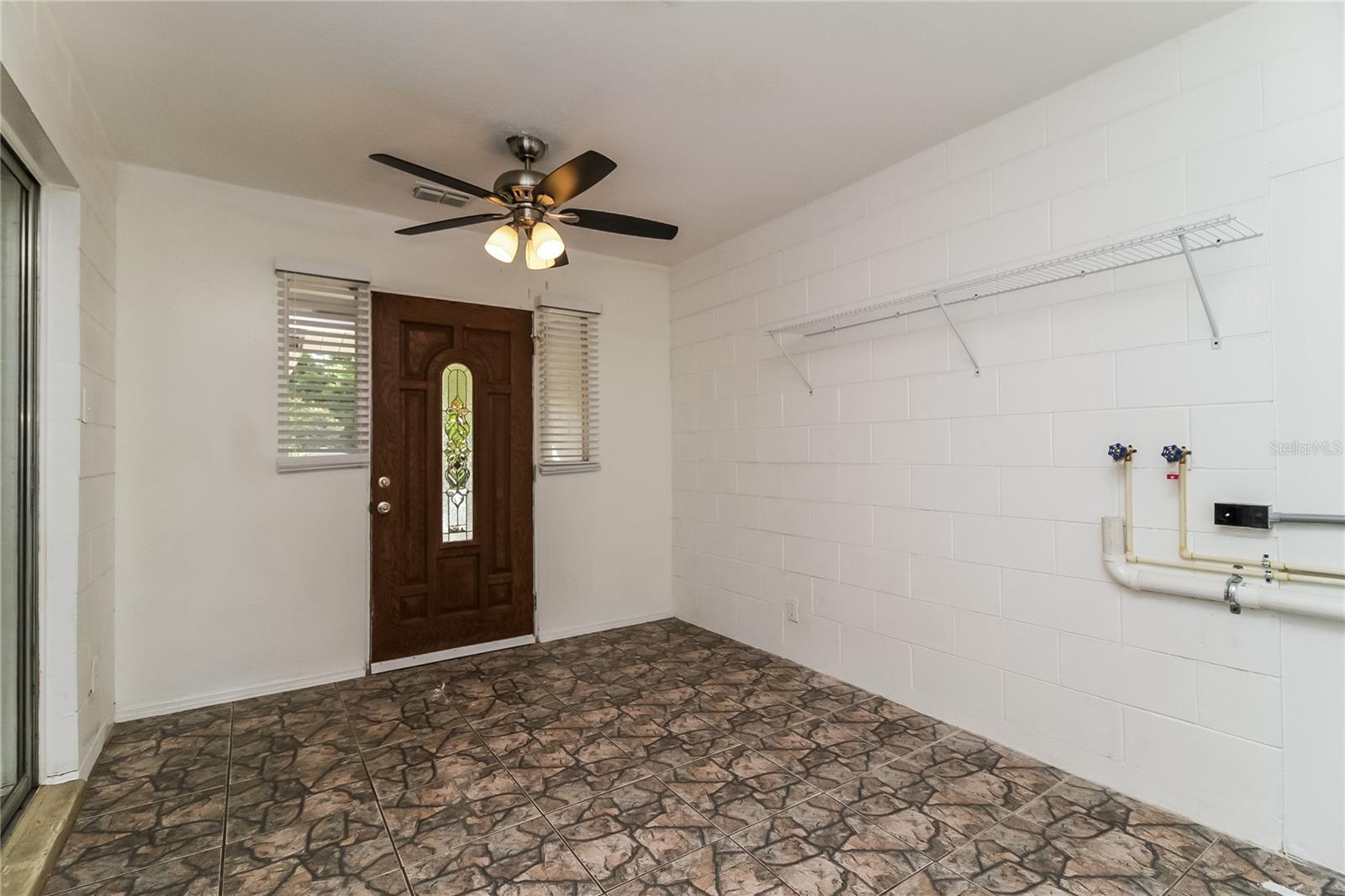 Image 8 of 16 For 1027 Spring Garden Street