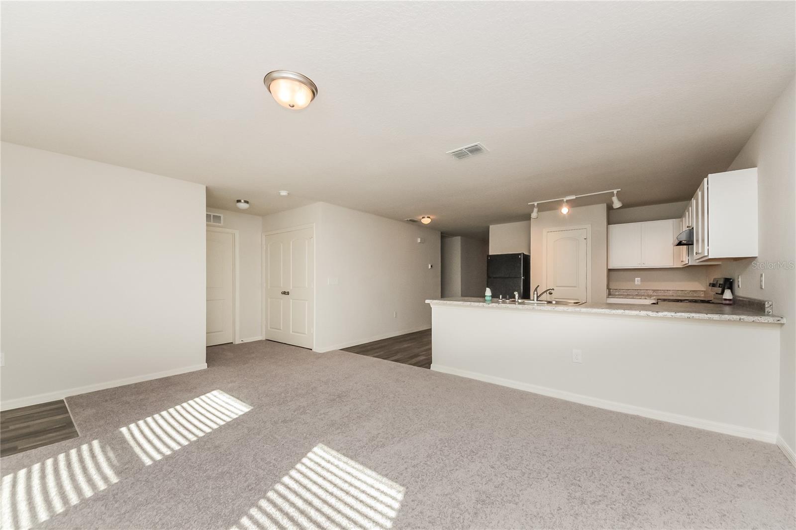 Image 4 of 16 For 230 Hyacinth Court