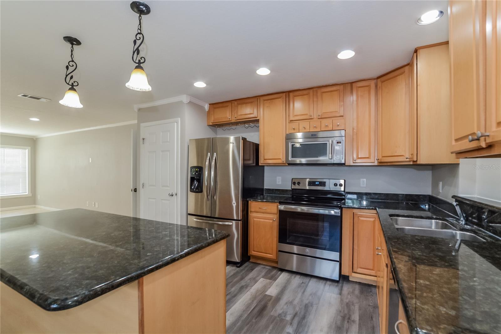 Image 6 of 16 For 509 Roy Boulevard