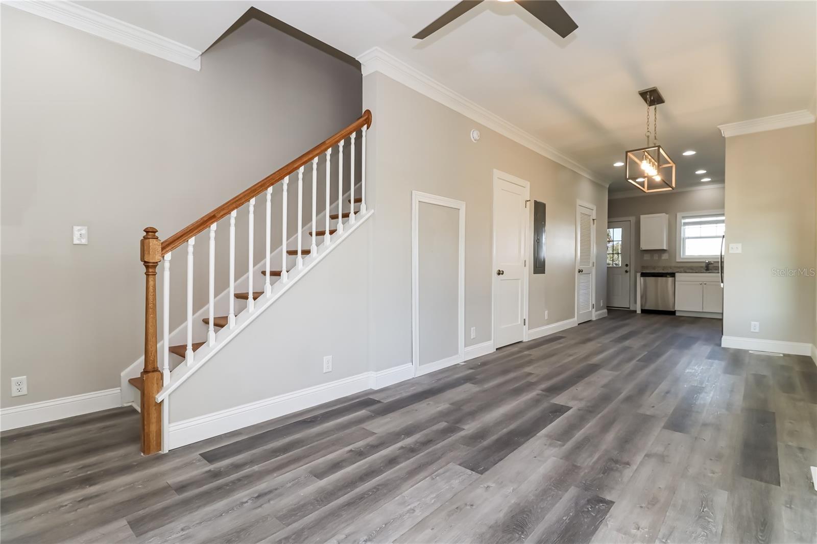 Image 2 of 17 For 3121 4th Avenue S