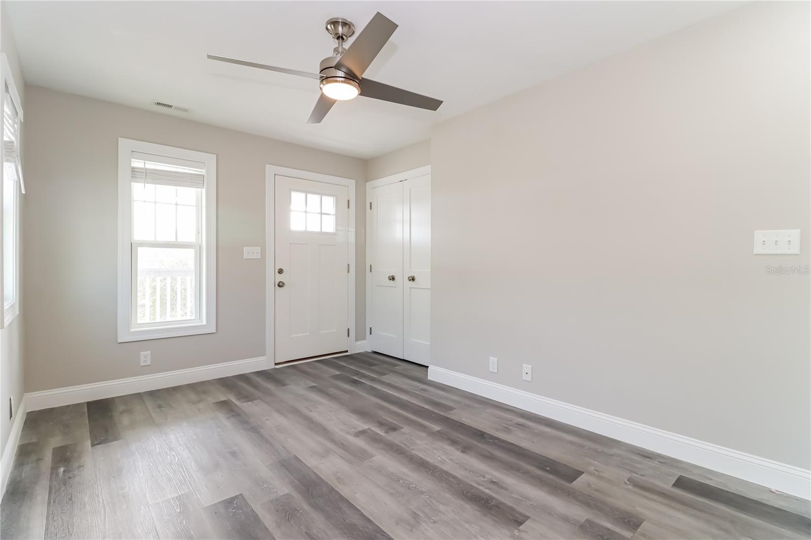 Image 9 of 17 For 3121 4th Avenue S