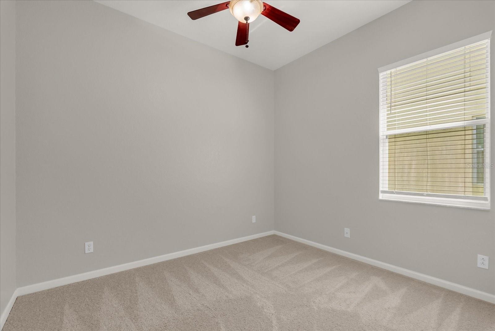 Image 21 of 36 For 6864 Helmsley Circle