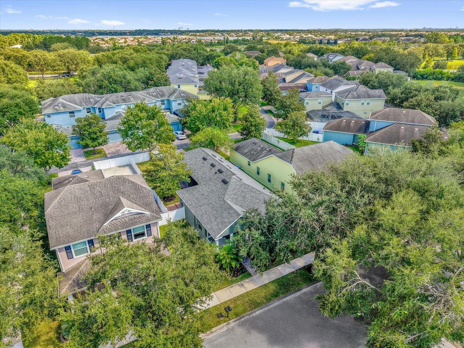 Image 32 of 36 For 6864 Helmsley Circle