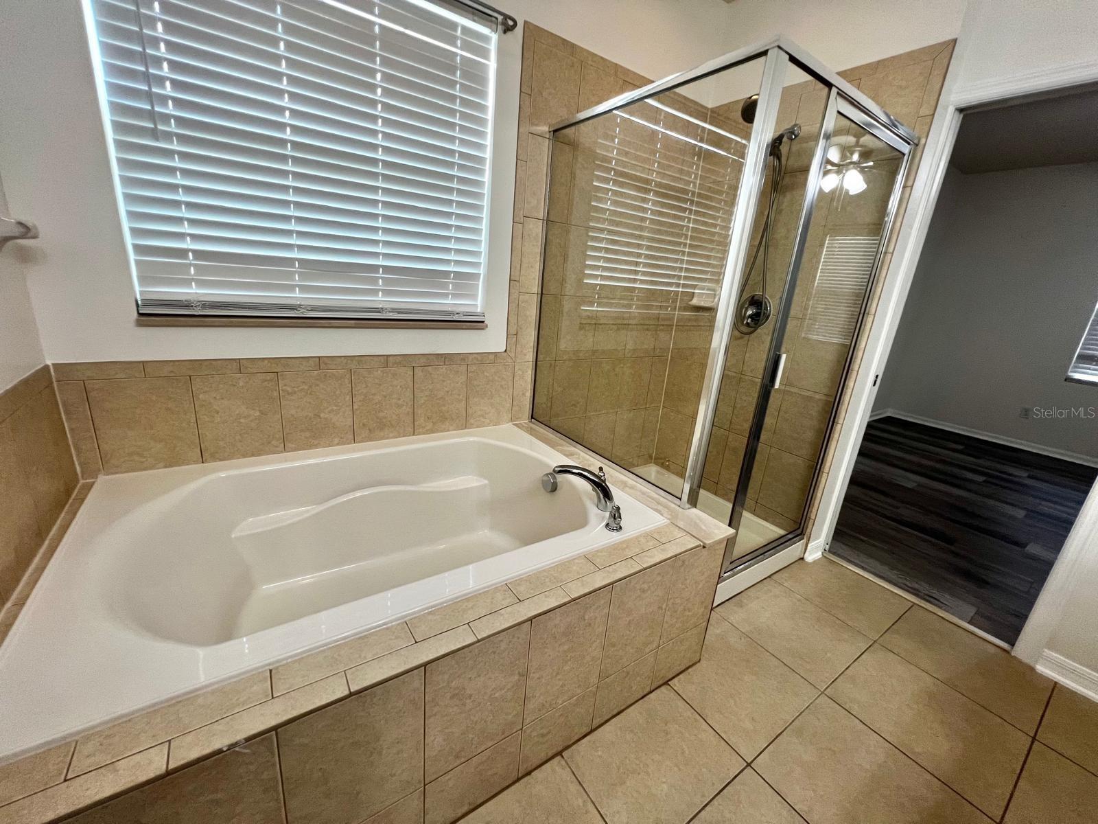 Image 11 of 19 For 9333 Shepton Street