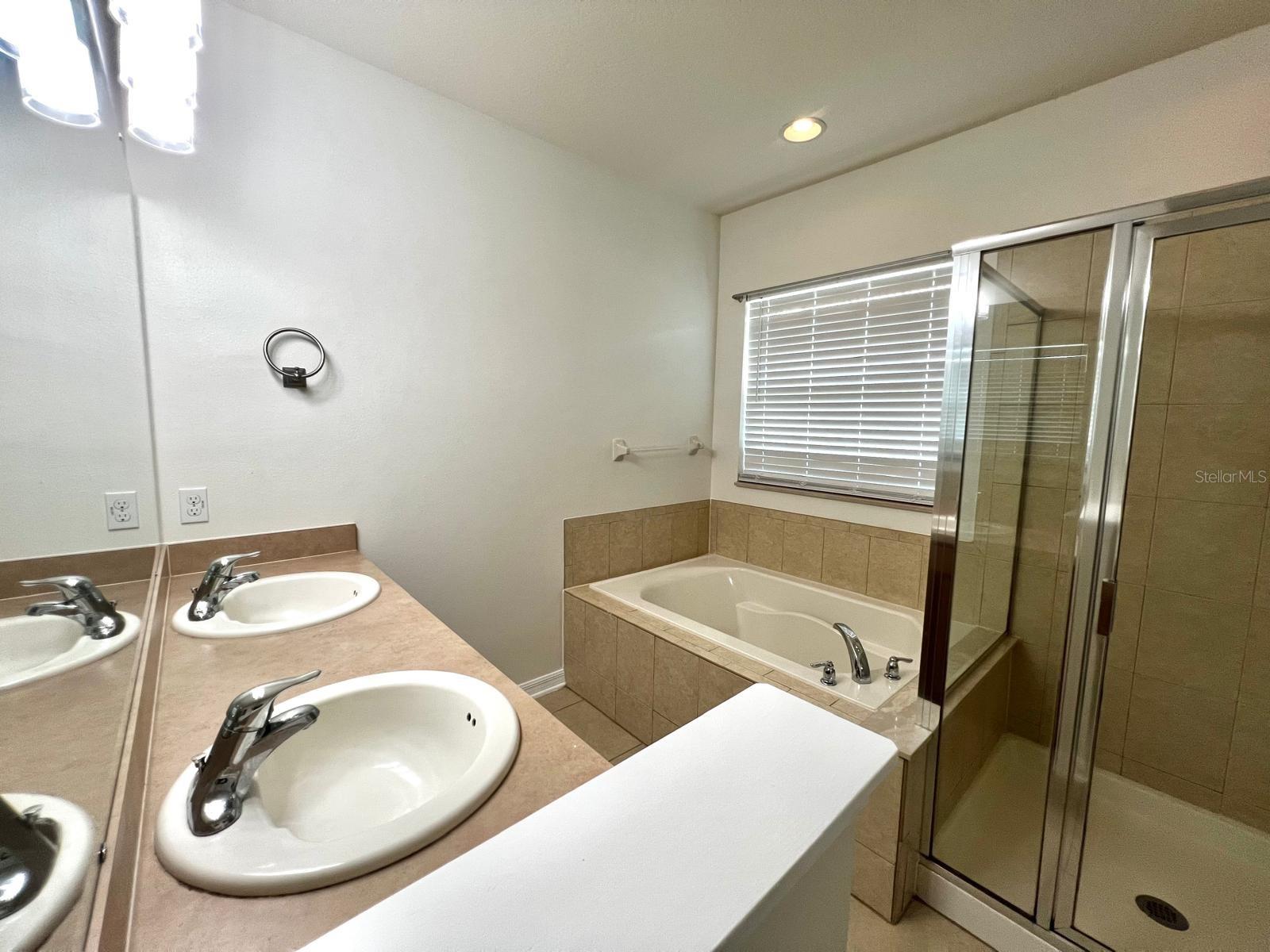 Image 12 of 19 For 9333 Shepton Street