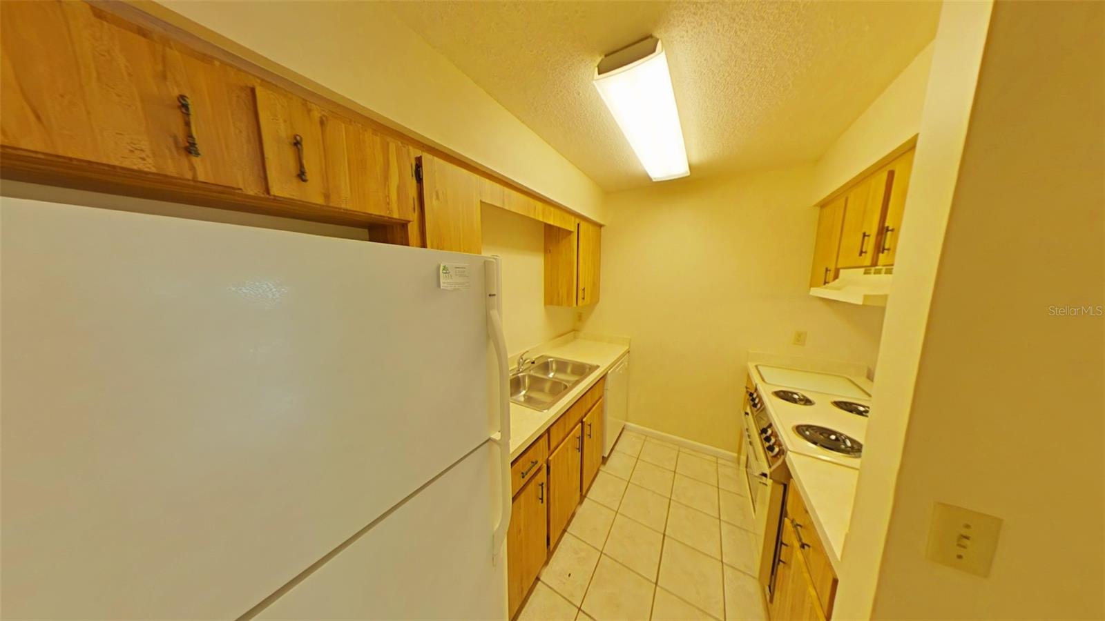 Image 3 of 7 For 720 30th Avenue A