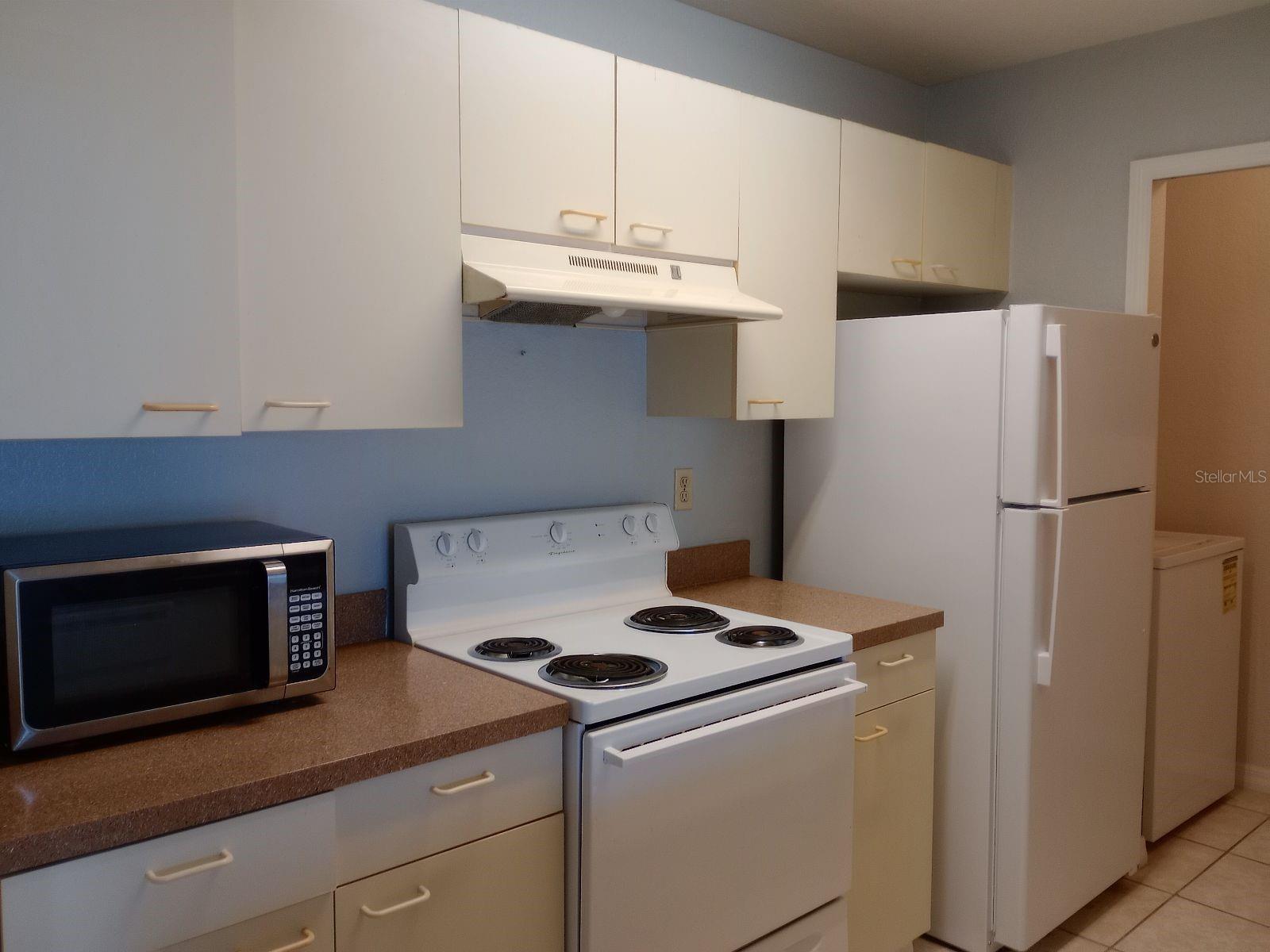 Image 7 of 12 For 2550 Alafaya Trail 4305