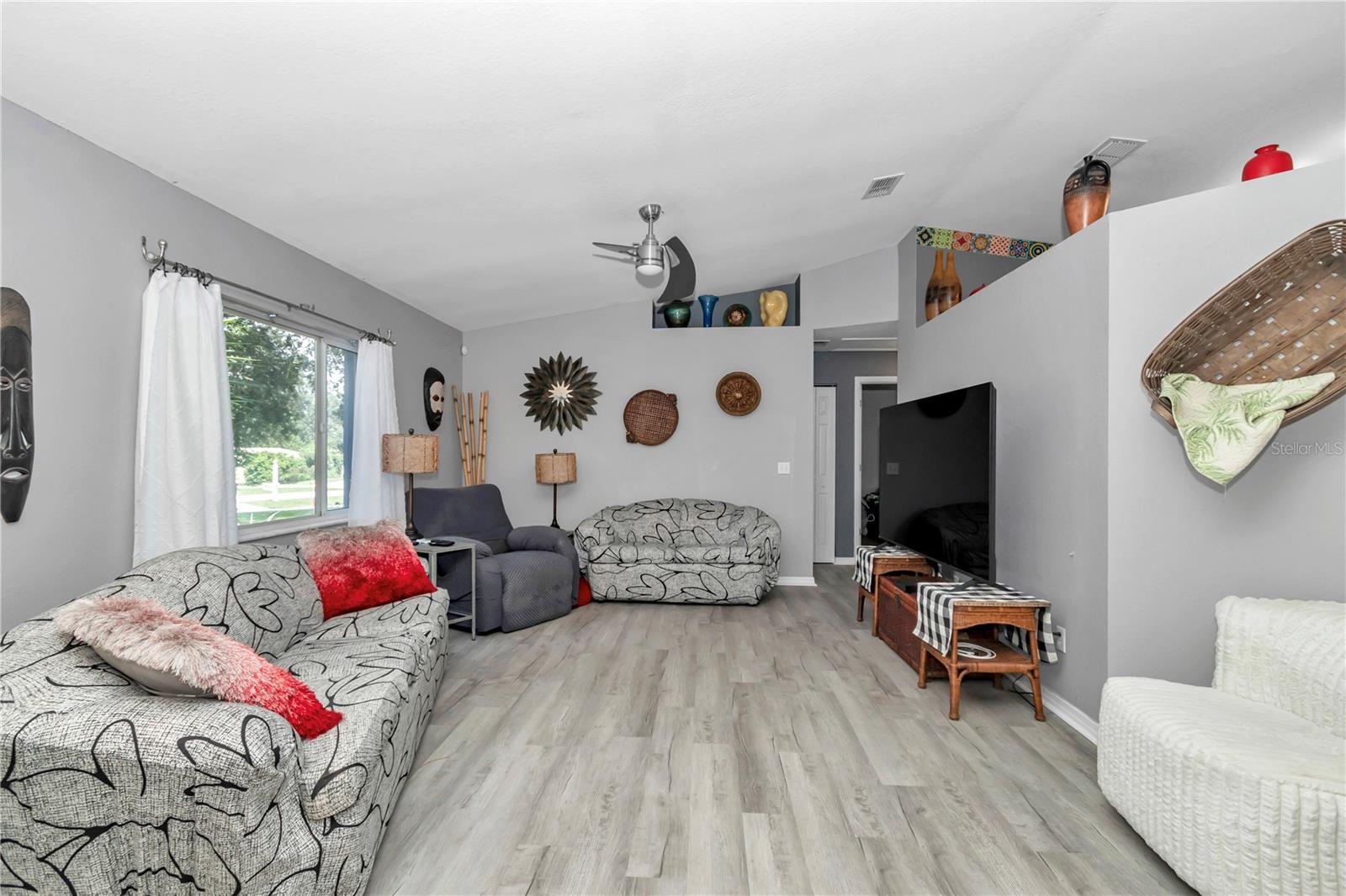 Image 6 of 29 For 6082 104th Street