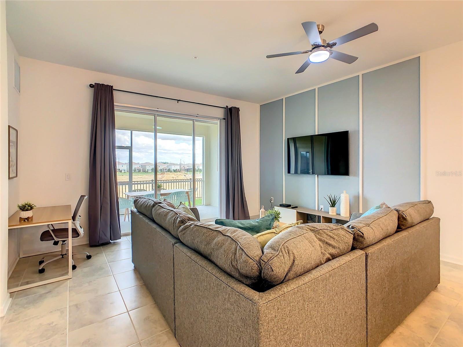 Image 17 of 46 For 1037 Splash Shot Place