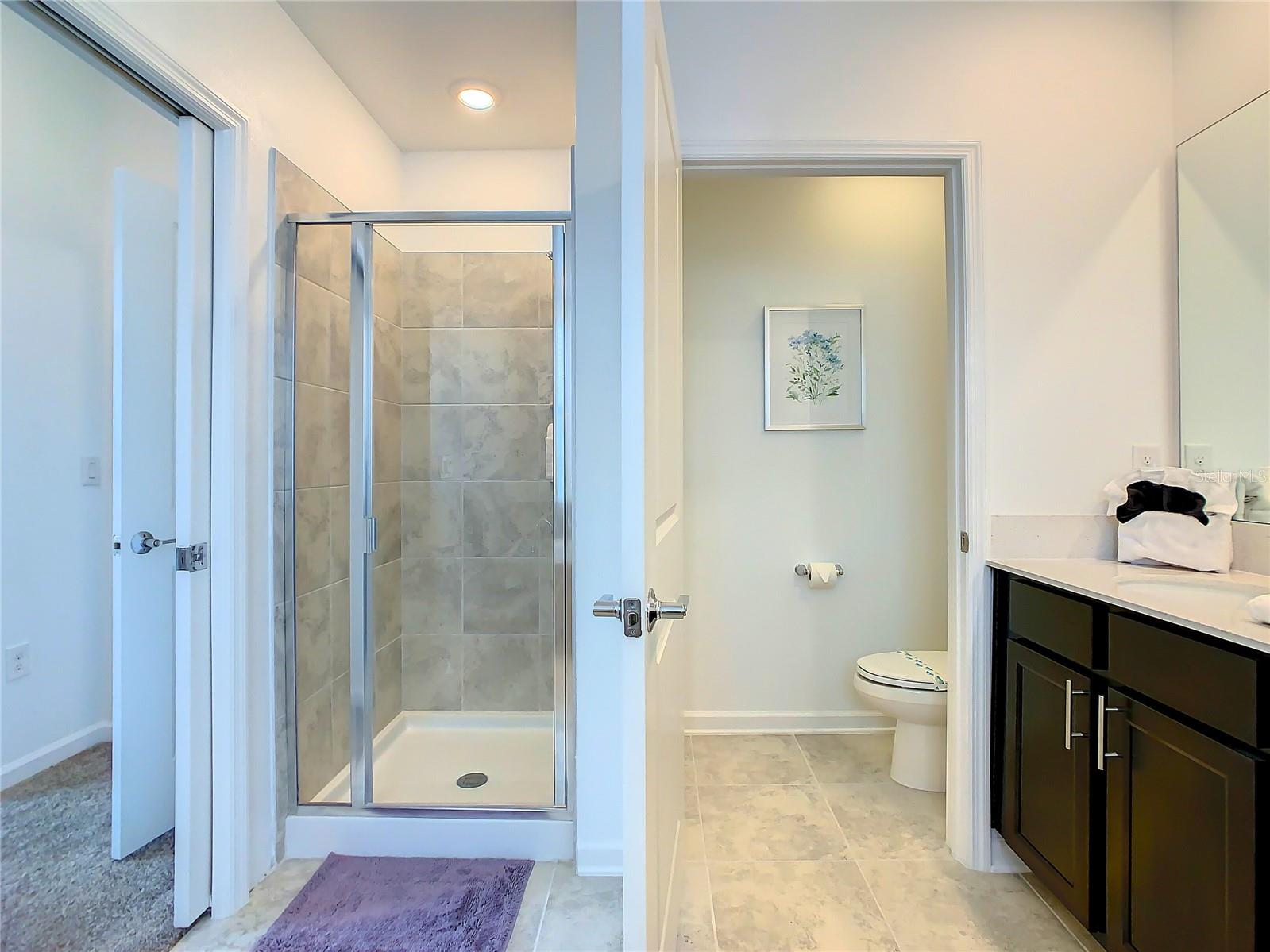 Image 28 of 46 For 1037 Splash Shot Place