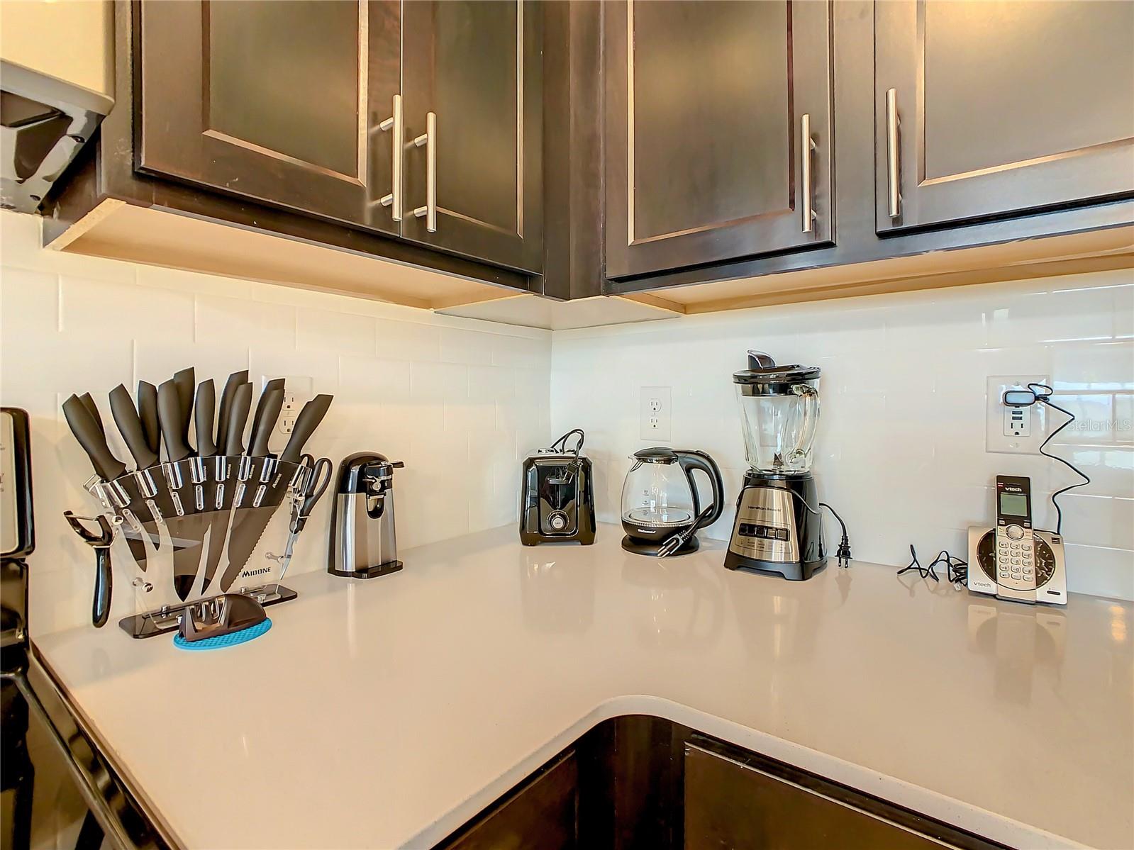 Image 9 of 46 For 1037 Splash Shot Place