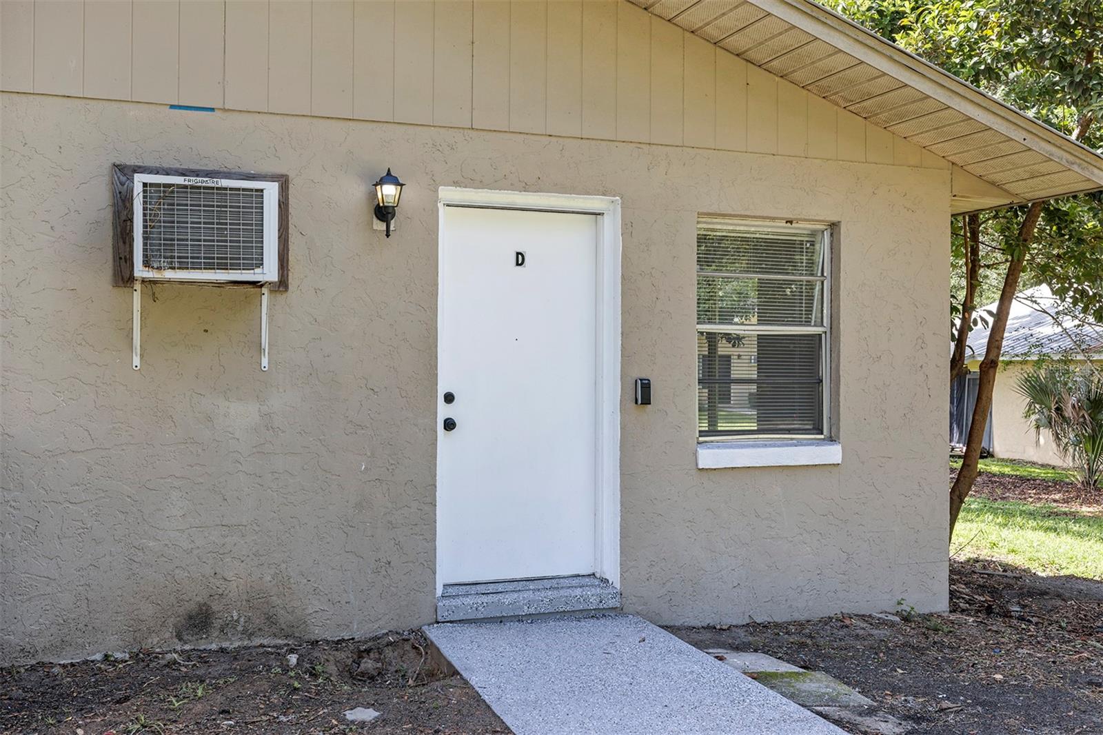 Image 2 of 14 For 506 28th Avenue D