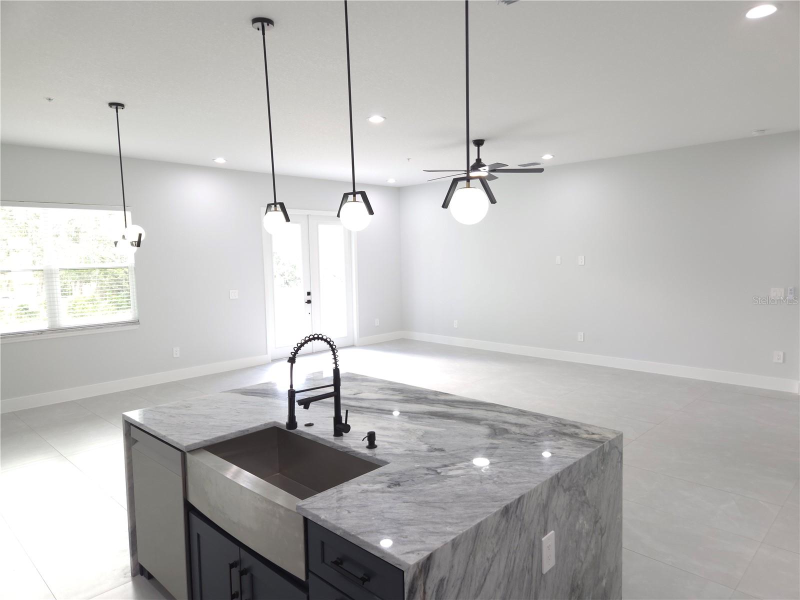 Image 11 of 50 For 3931 Oak Pointe