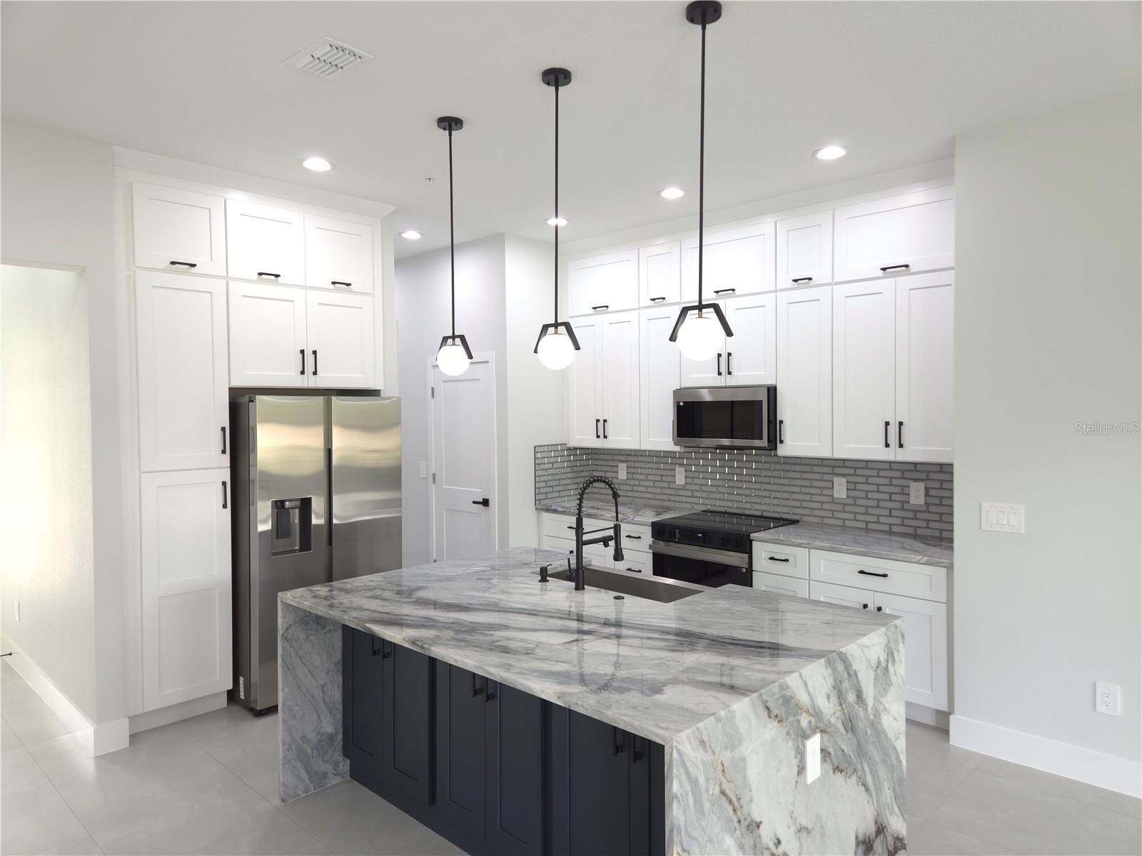 Image 14 of 50 For 3931 Oak Pointe