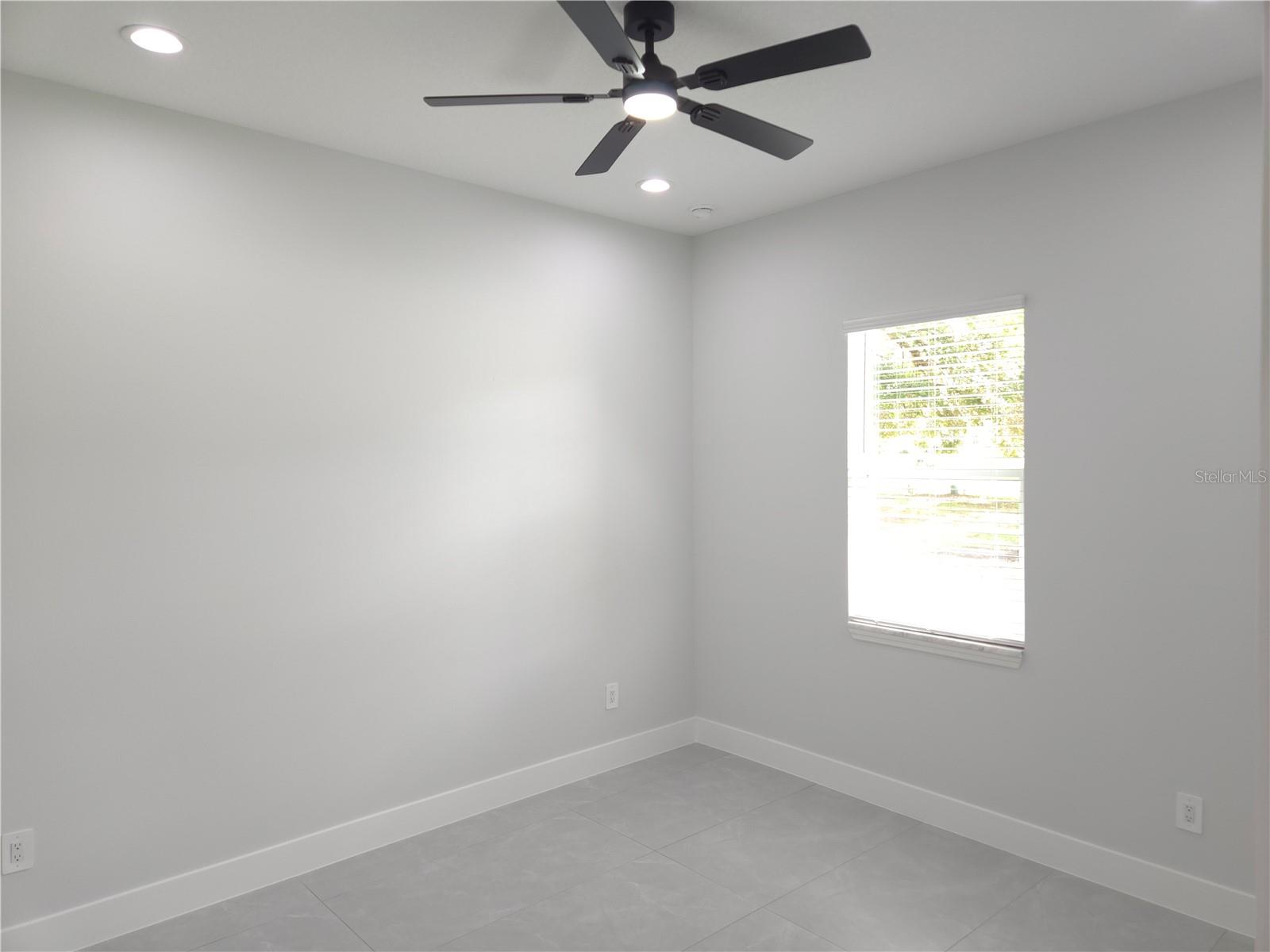 Image 25 of 50 For 3931 Oak Pointe