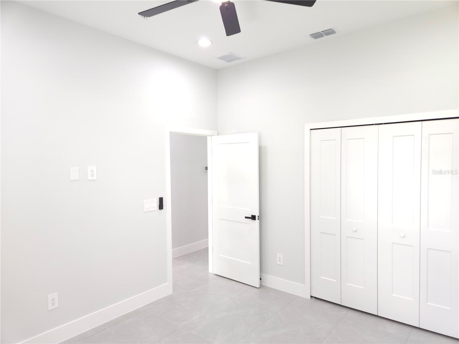 Image 26 of 50 For 3931 Oak Pointe