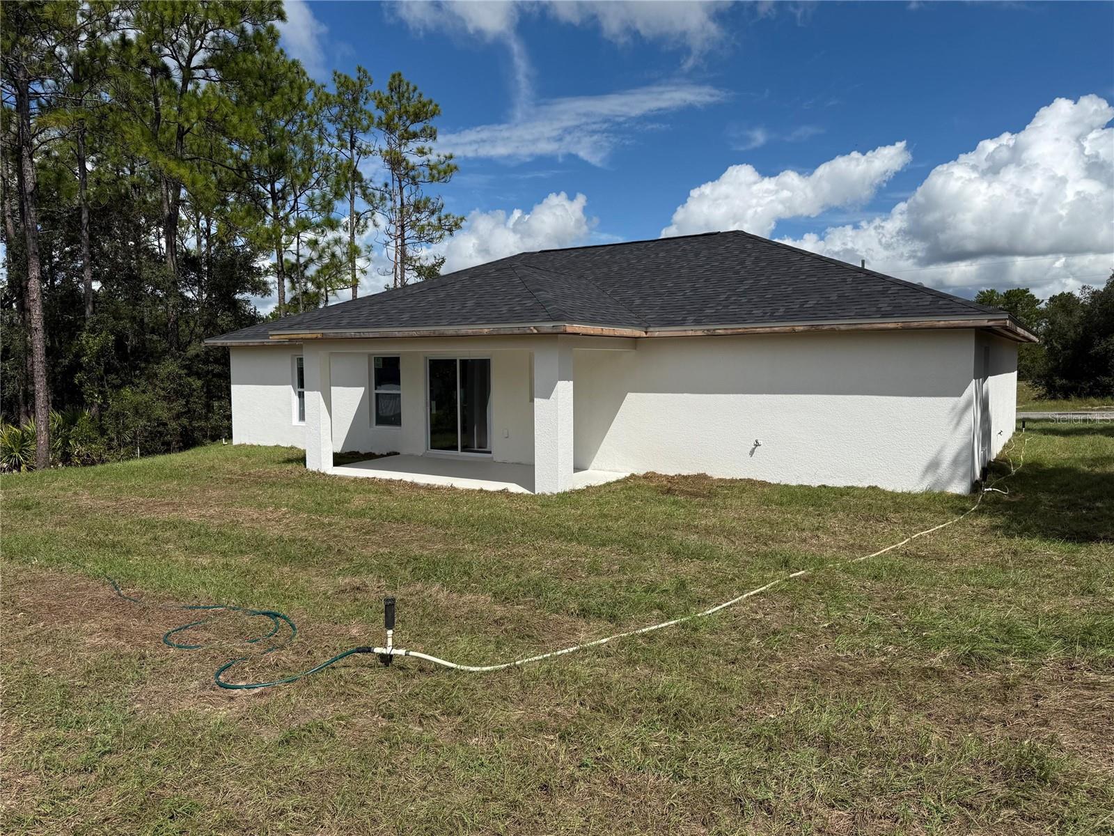 Listing photo id 24 for 1884 Quaker Lane