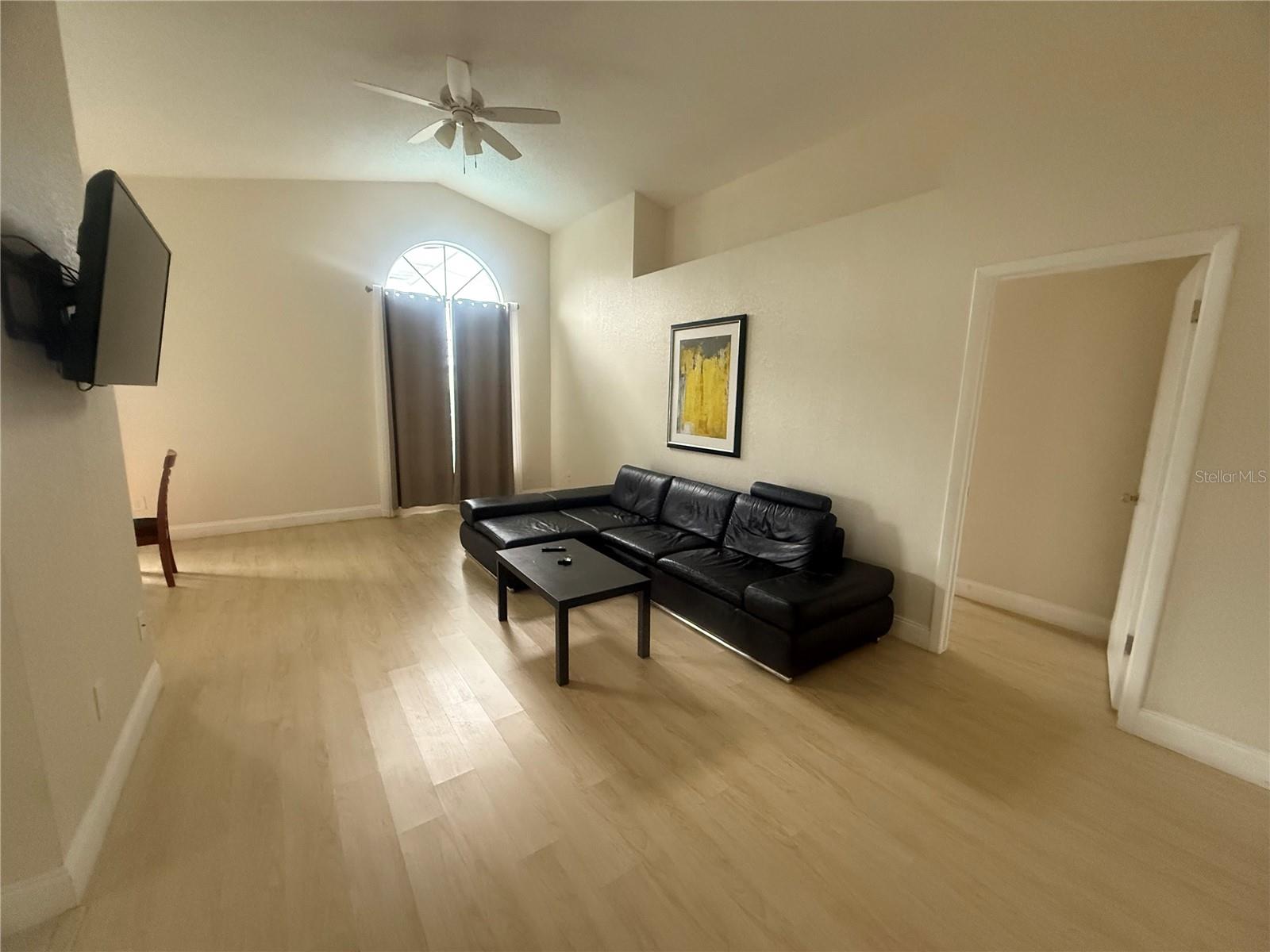 Image 4 of 15 For 5240 Lonesome Dove Drive