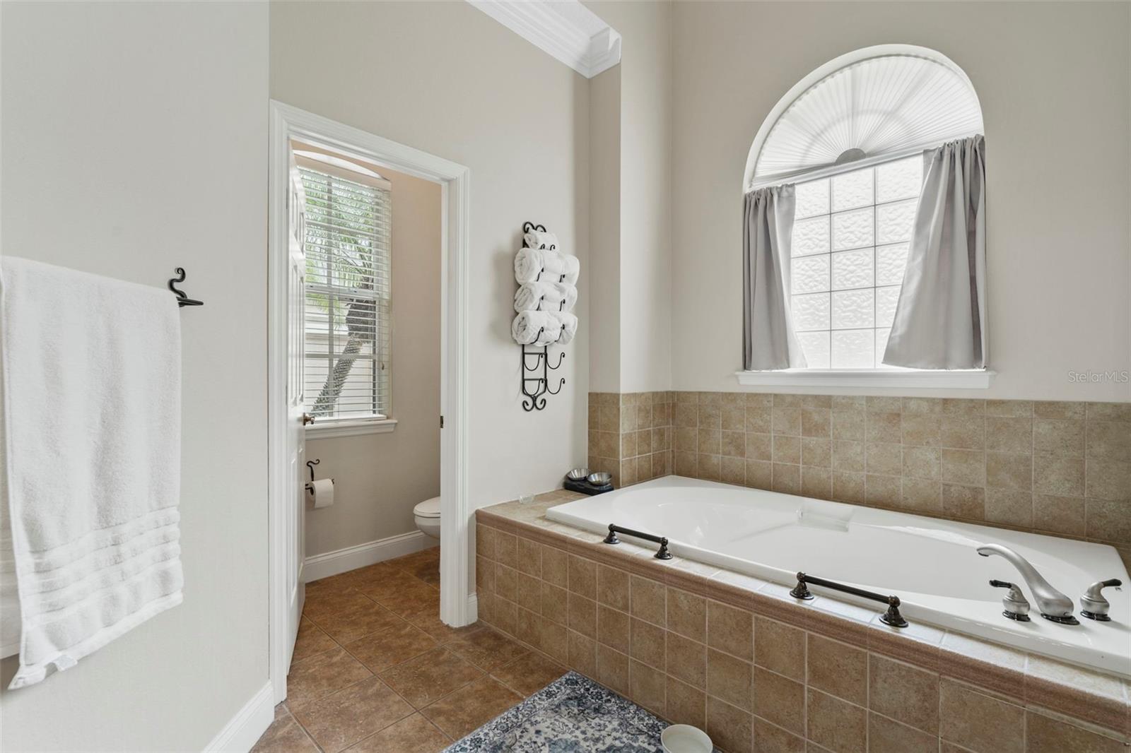 Image 37 of 65 For 1210 Lexington Parkway