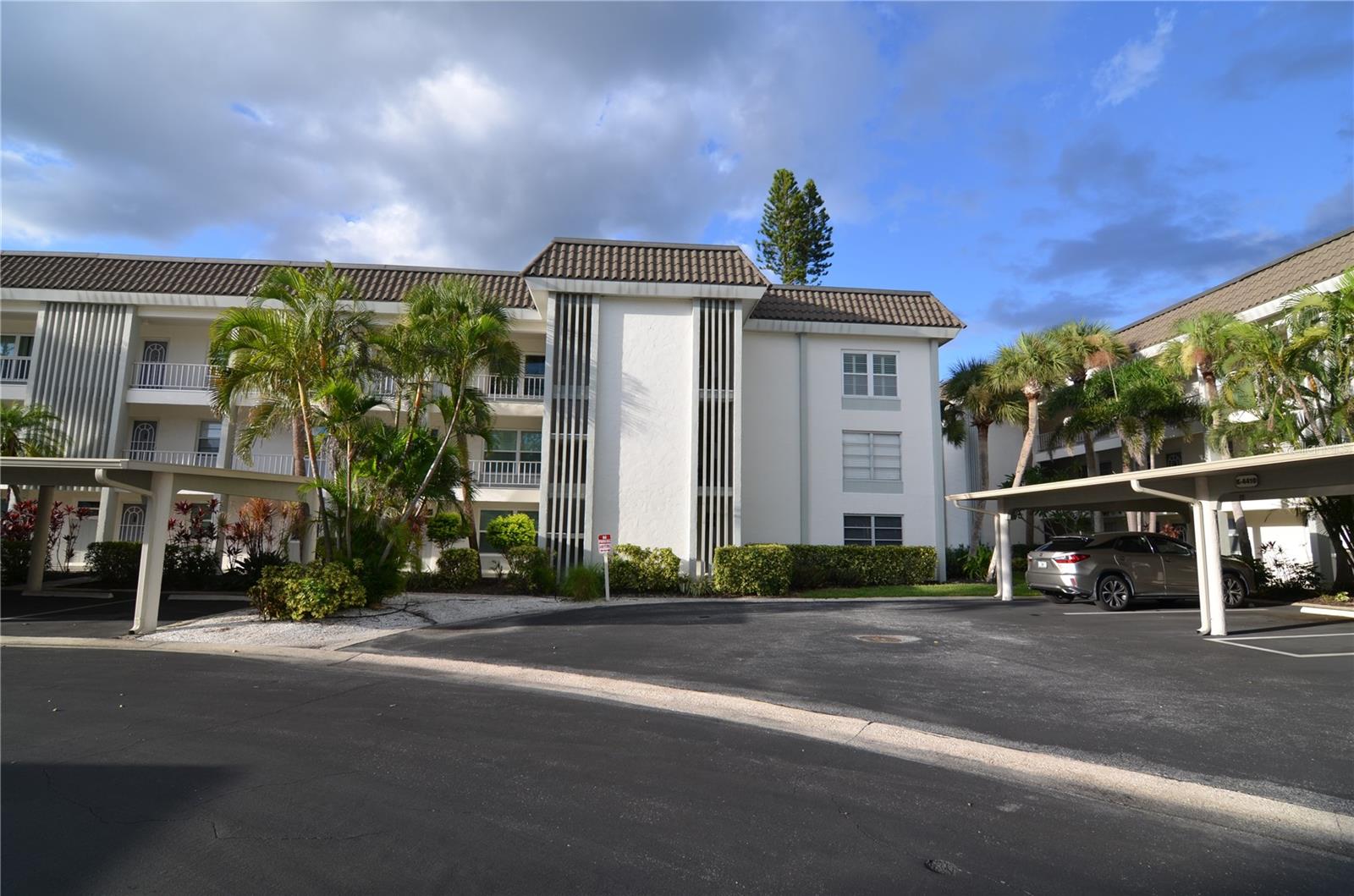 Details for 4420 Exeter Drive 208, LONGBOAT KEY, FL 34228