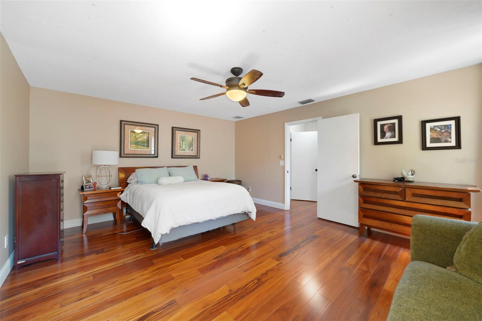 Image 8 of 16 For 5621 Lake Mary Jess Shores Court