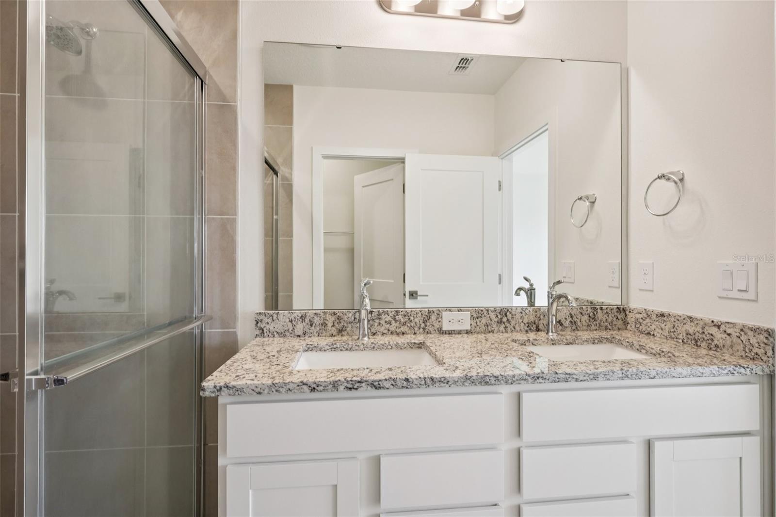 Image 21 of 33 For 3267 Cup Drive