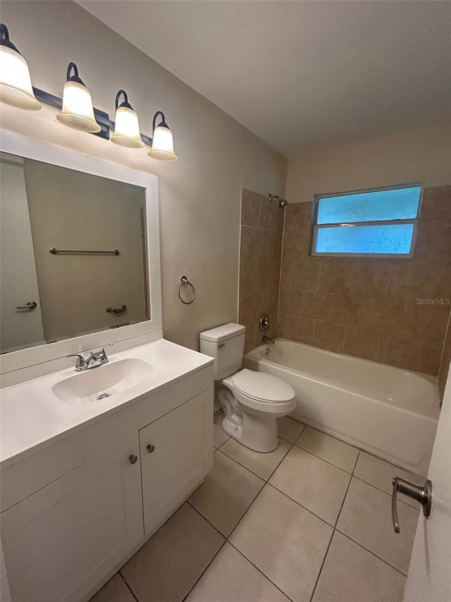 Image 15 of 18 For 711 Wynn Drive